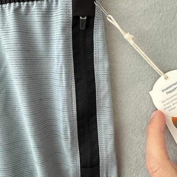 Vuori Shorts Mens M, XL Gray Peak Athletic v390 Activewear - Picture 8 of 14